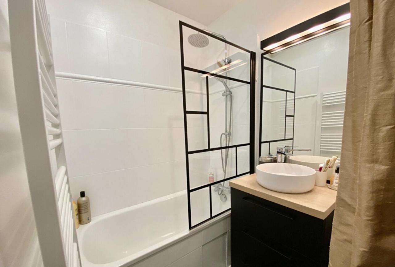 Appartement Design En Plein Coeur De Бордо Екстериор снимка